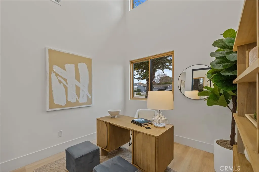1935 Tustin, Costa Mesa, California 92627 home-pic-15