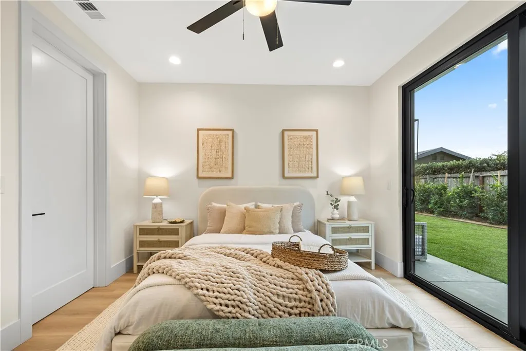 1935 Tustin, Costa Mesa, California 92627 home-pic-35