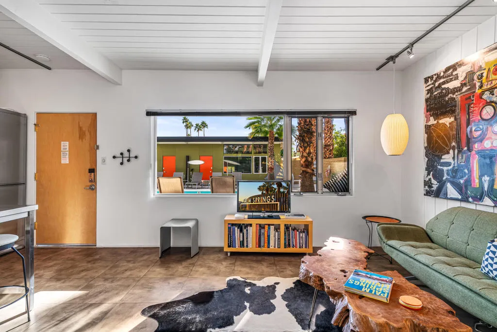 1611 S Calle Palo Fierro 4, Palm Springs, California 92264 home-pic-24