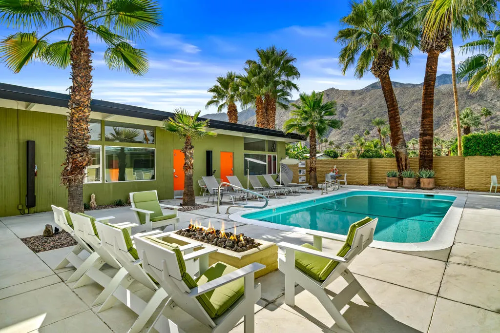 1611 S Calle Palo Fierro 4, Palm Springs, California 92264 home-pic-48