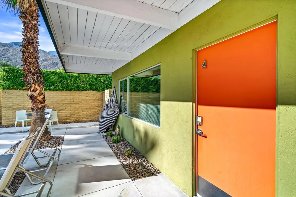 1611 S Calle Palo Fierro 4, Palm Springs, California 92264 home-pic-60