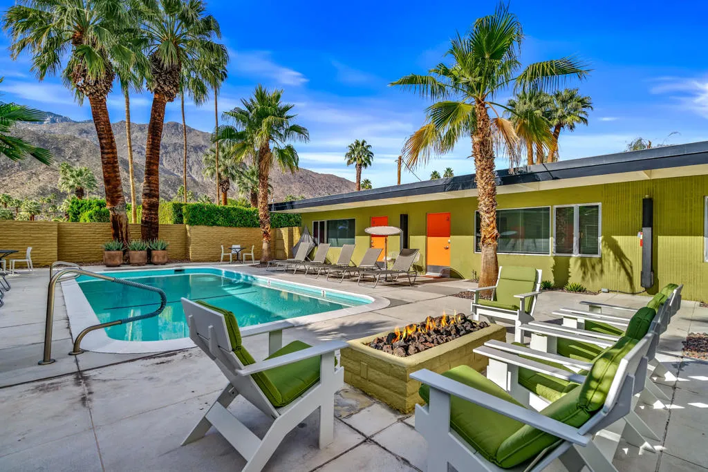 1611 S Calle Palo Fierro 4, Palm Springs, California 92264 home-pic-41