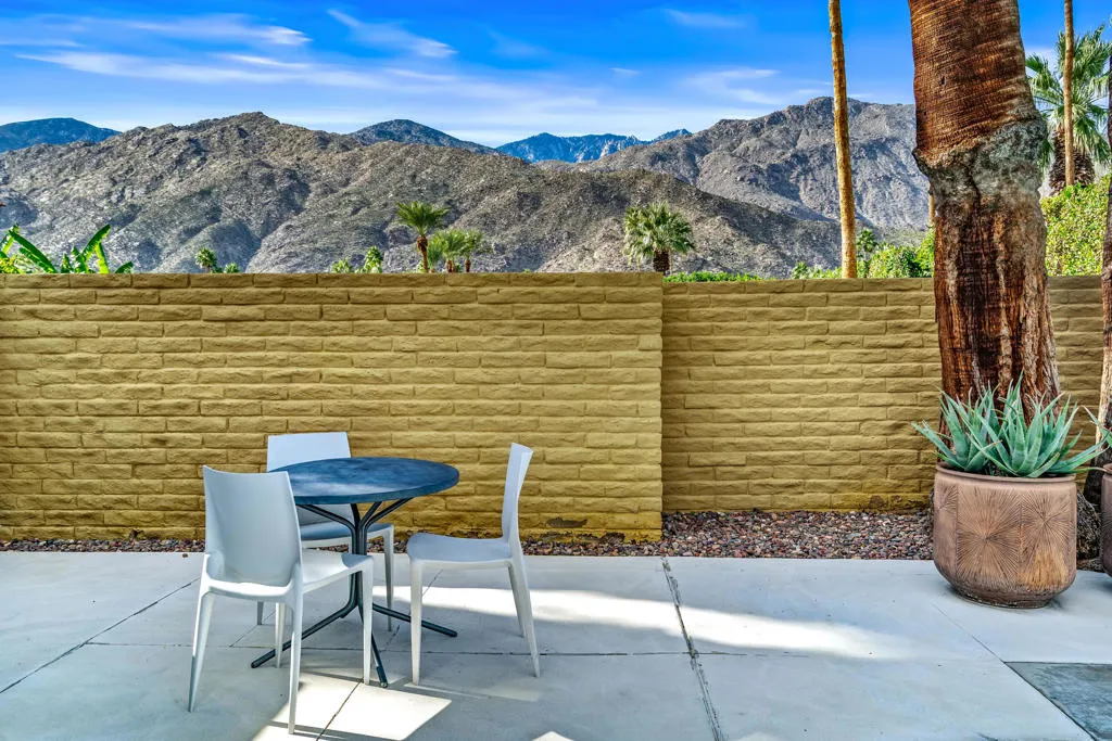 1611 S Calle Palo Fierro 4, Palm Springs, California 92264 home-pic-54