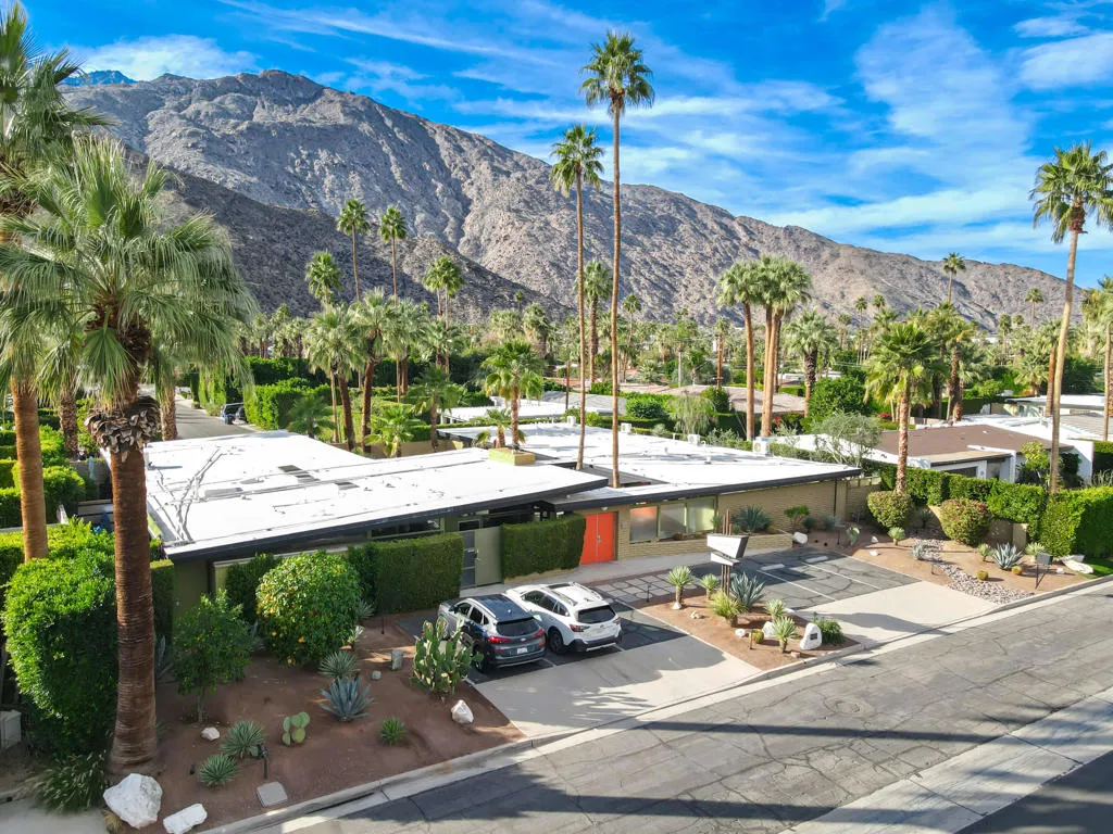 1611 S Calle Palo Fierro 4, Palm Springs, California 92264 home-pic-61