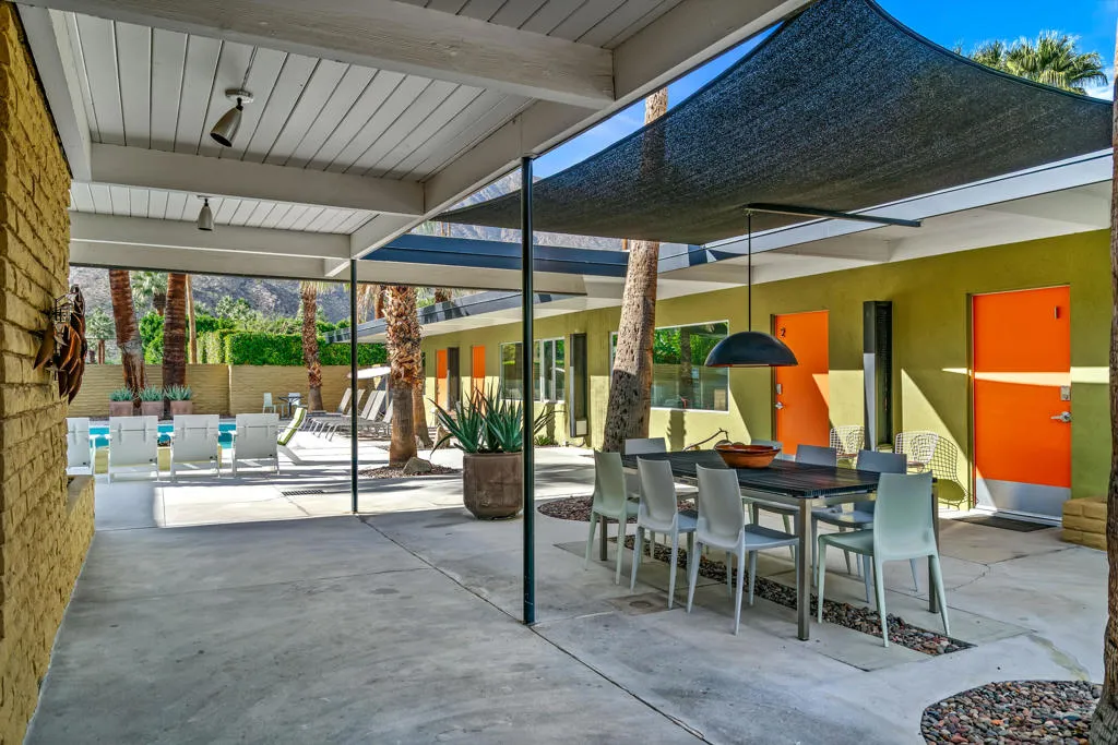 1611 S Calle Palo Fierro 4, Palm Springs, California 92264 home-pic-56