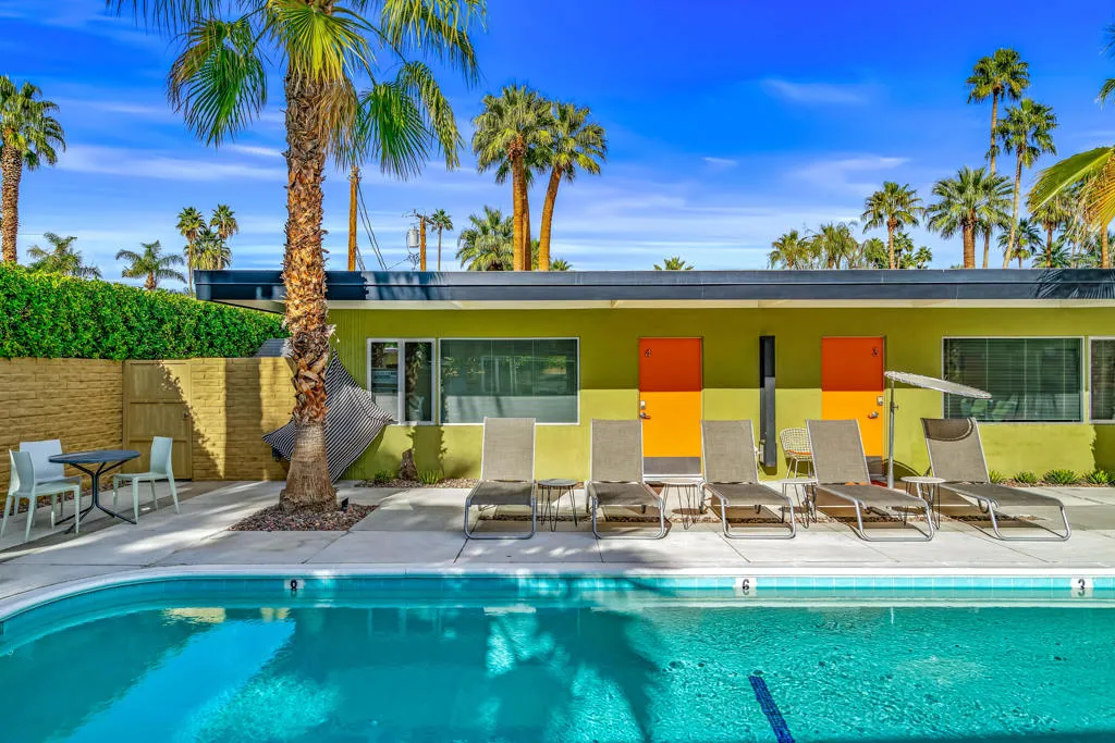 1611 S Calle Palo Fierro 4, Palm Springs, California 92264 home-pic-42