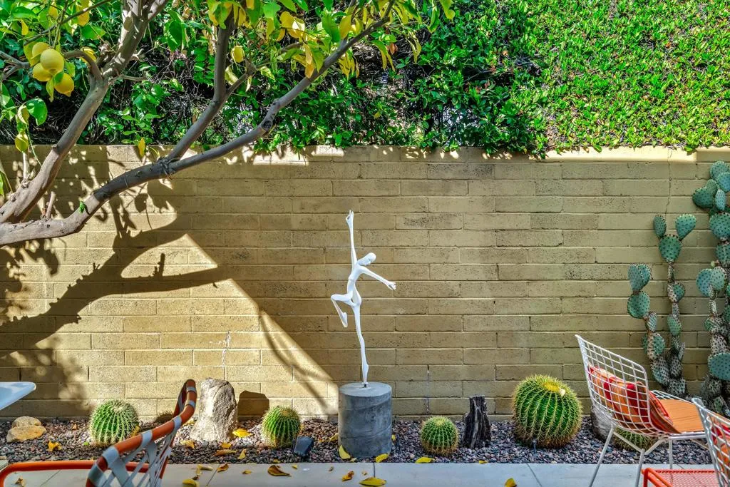 1611 S Calle Palo Fierro 4, Palm Springs, California 92264 home-pic-55