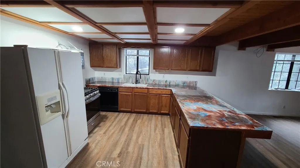 31194 Outer Highway 18 N, Running Springs, California 92382 home-pic-4