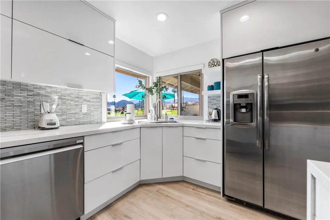 42304 Sand Dune Dr, Palm Desert, California 92211 home-pic-25