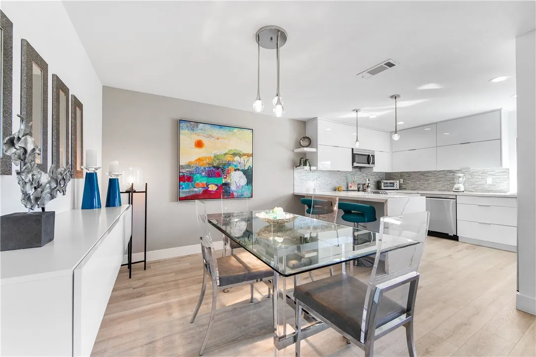 42304 Sand Dune Dr, Palm Desert, California 92211 home-pic-19