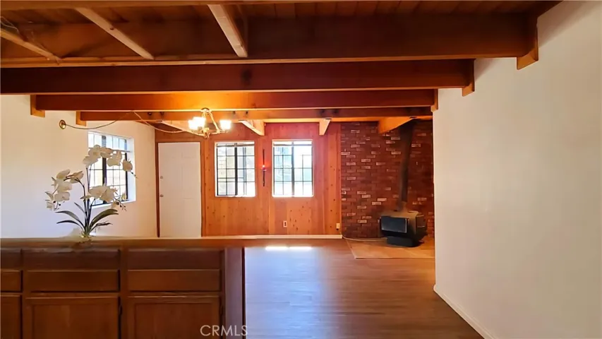 Unit B Livingroom