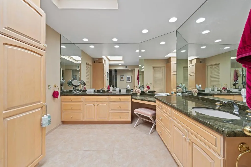 34926 Mission Hills Drive, Rancho Mirage, California 92270 home-pic-17