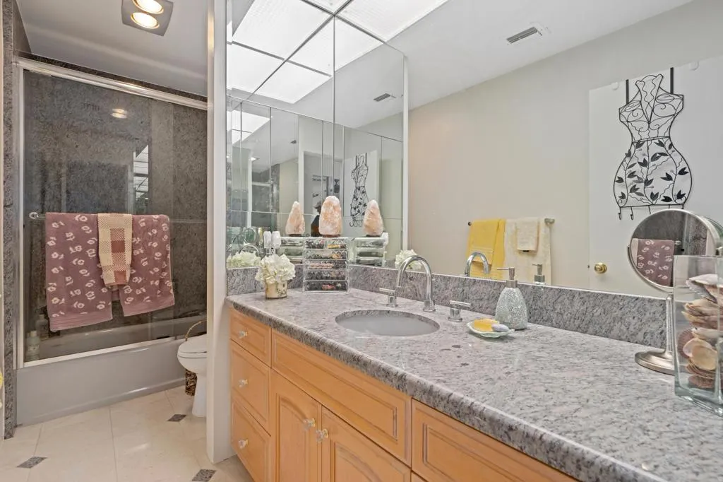 34926 Mission Hills Drive, Rancho Mirage, California 92270 home-pic-19