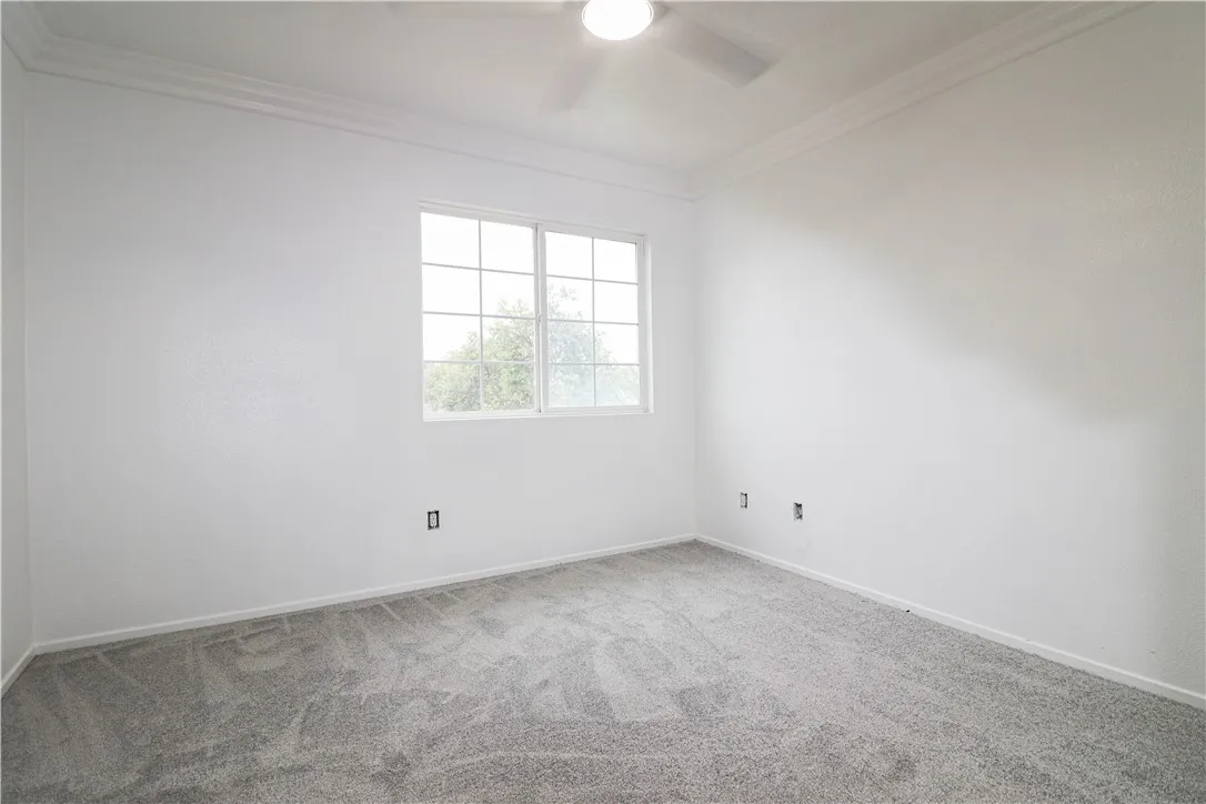 18215 Grove Place, Fontana, California 92336 home-pic-15