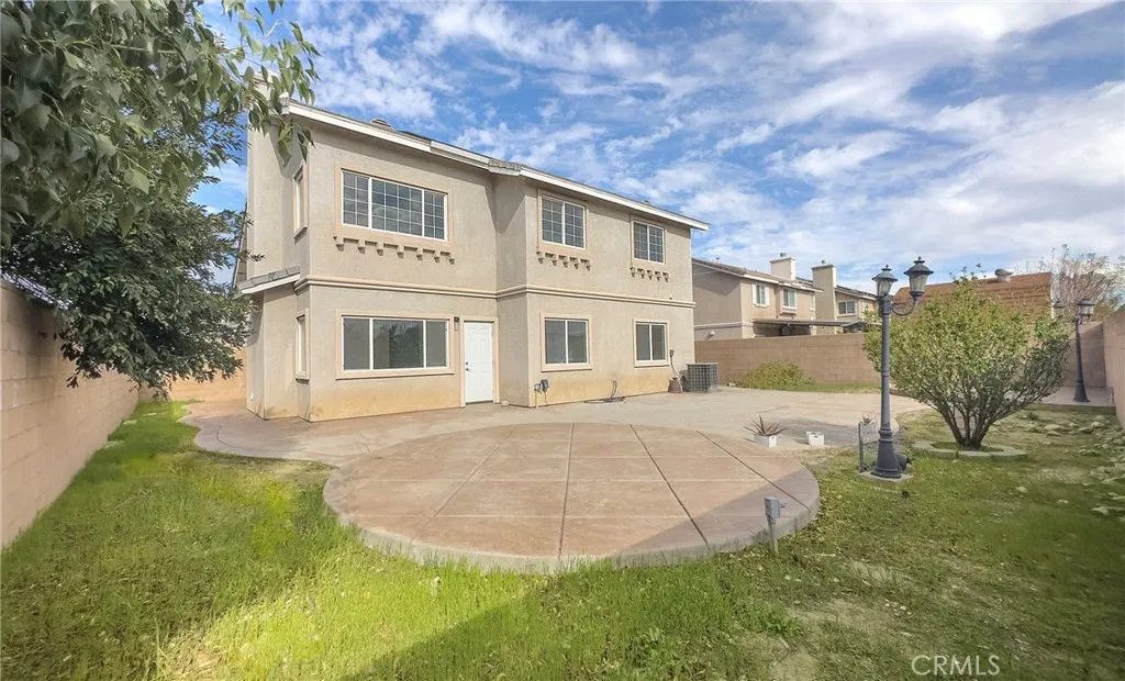 18215 Grove Place, Fontana, California 92336 home-pic-33