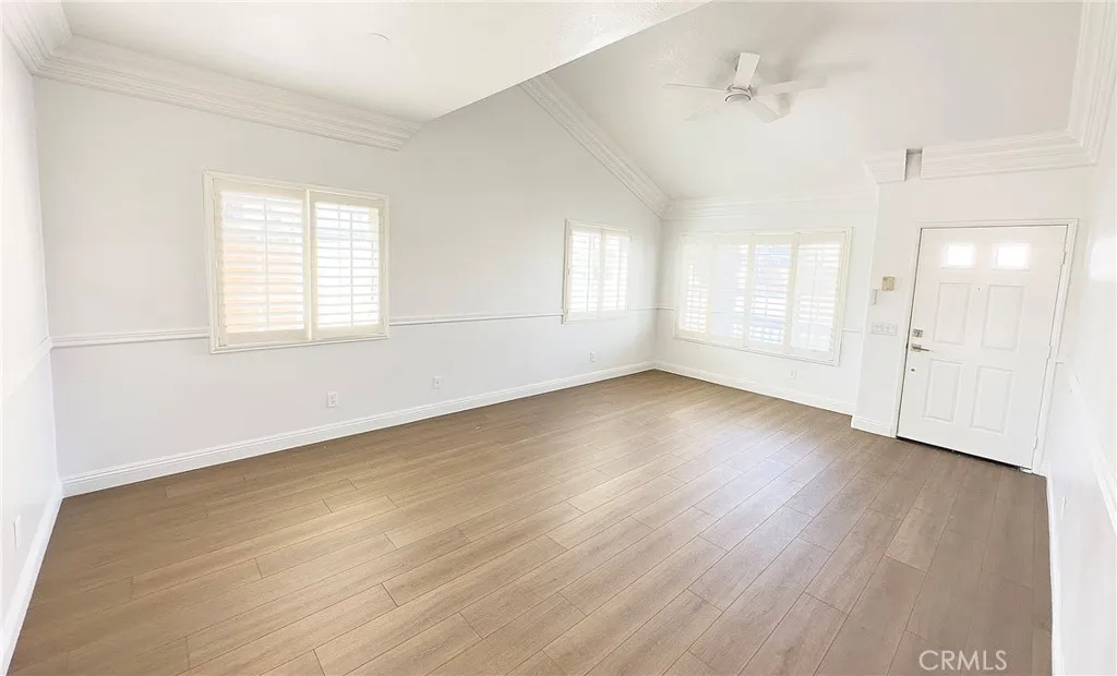 18215 Grove Place, Fontana, California 92336 home-pic-4