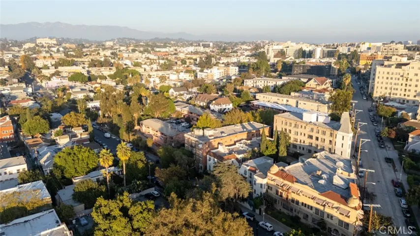 534 S Coronado, Los Angeles, California 90057
