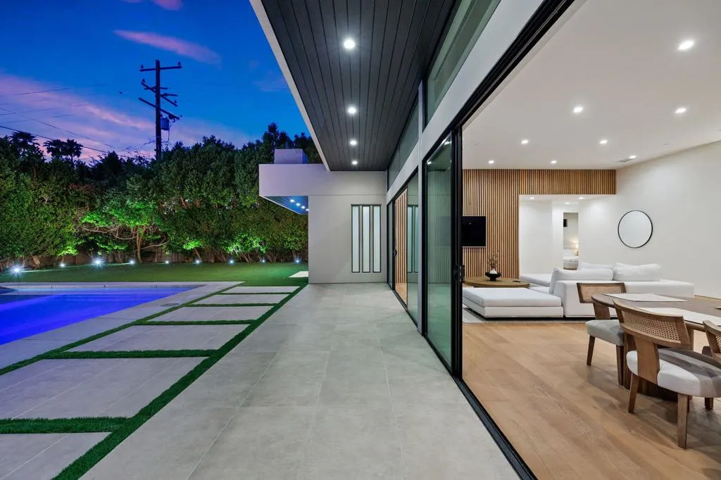 473 N Burton Way, Palm Springs, California 92262 home-pic-83