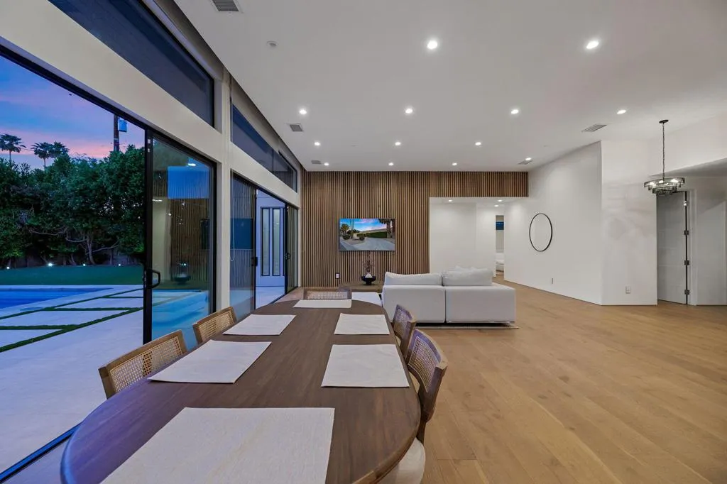 473 N Burton Way, Palm Springs, California 92262 home-pic-75