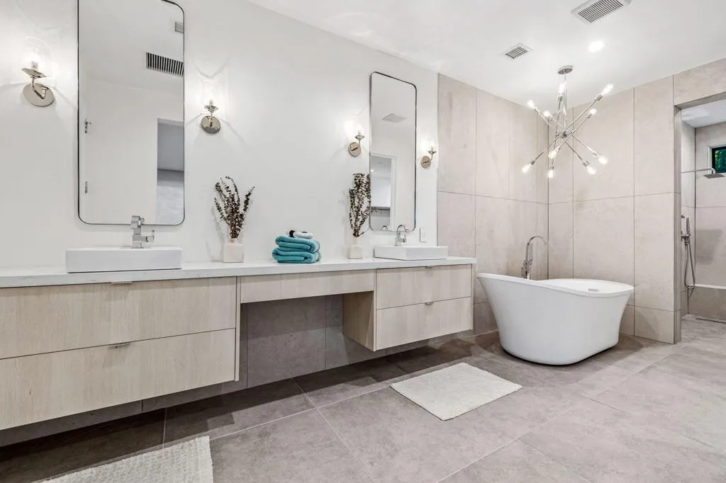 473 N Burton Way, Palm Springs, California 92262 home-pic-33