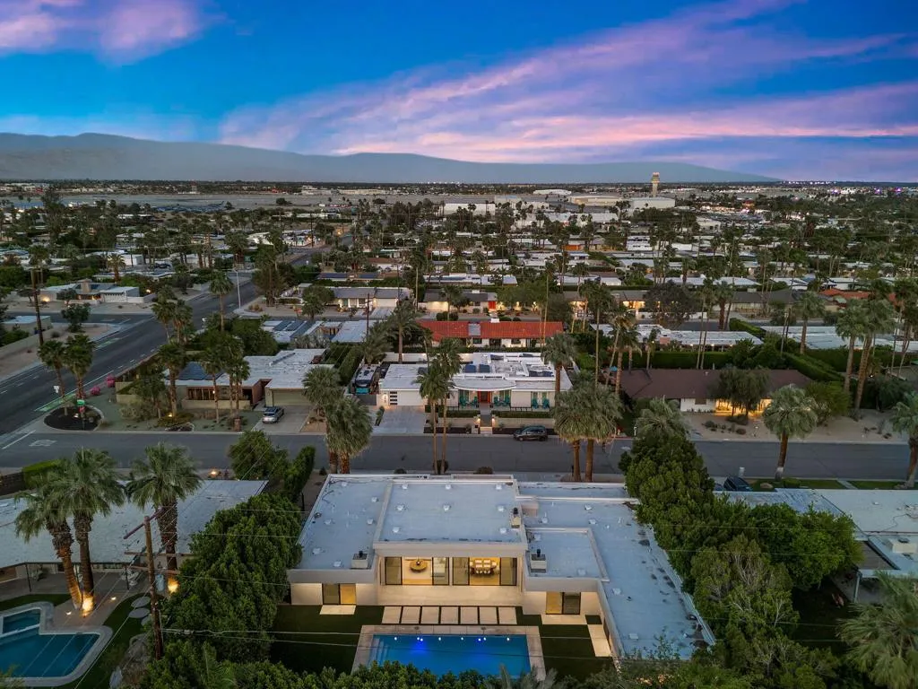 473 N Burton Way, Palm Springs, California 92262 home-pic-100