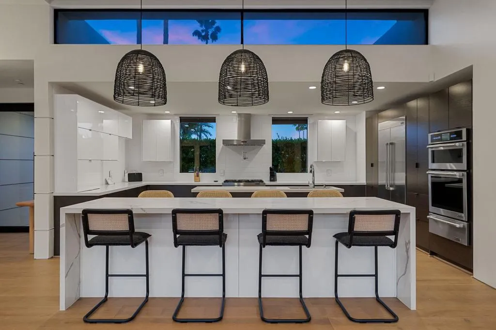 473 N Burton Way, Palm Springs, California 92262 home-pic-77