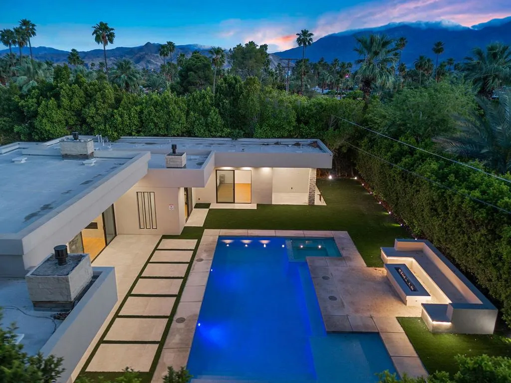 473 N Burton Way, Palm Springs, California 92262 home-pic-98