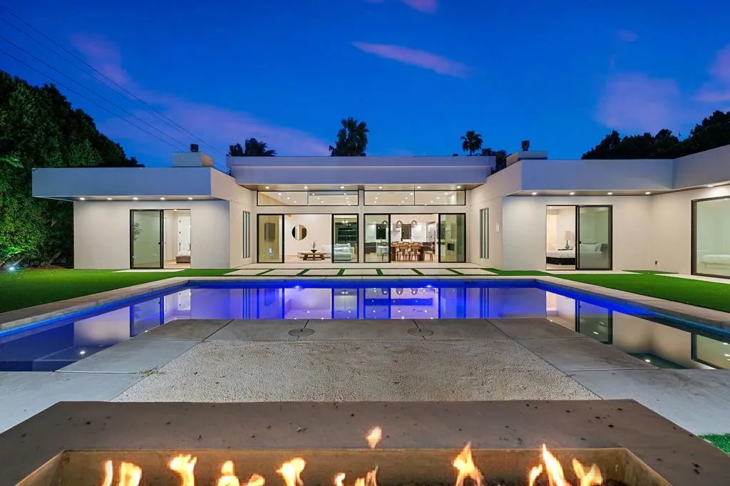 473 N Burton Way, Palm Springs, California 92262 home-pic-1