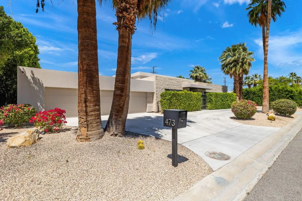473 N Burton Way, Palm Springs, California 92262 home-pic-4