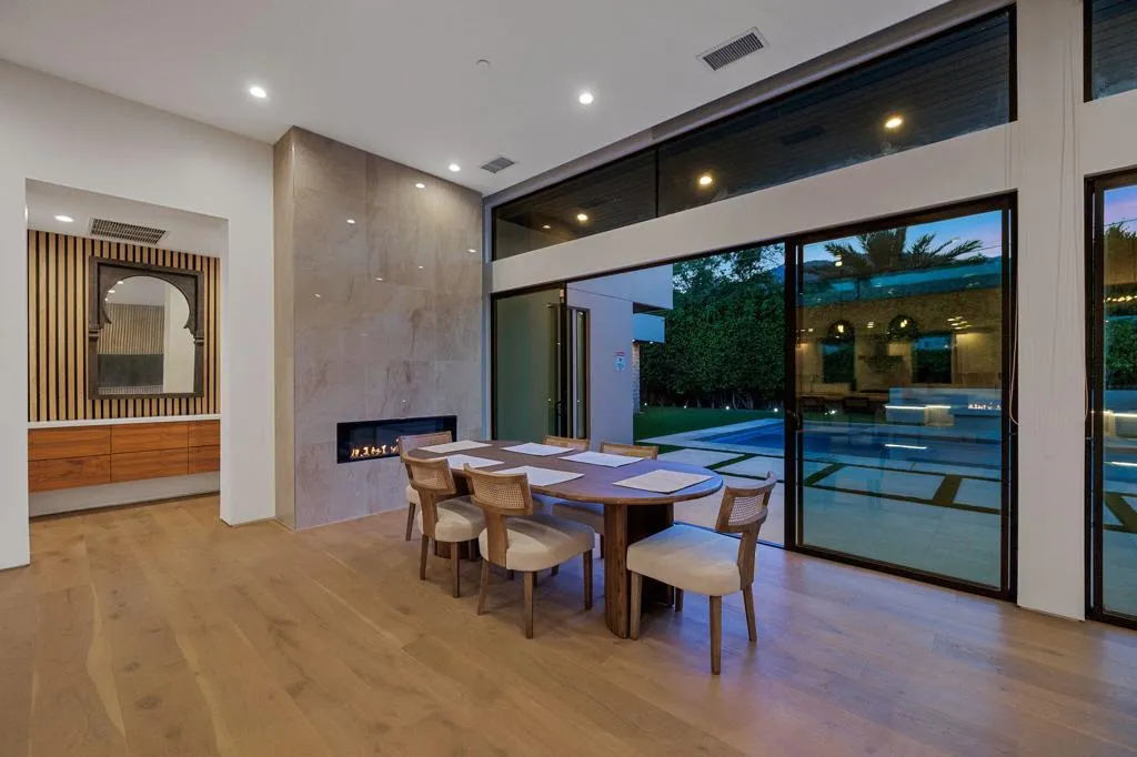 473 N Burton Way, Palm Springs, California 92262 home-pic-73
