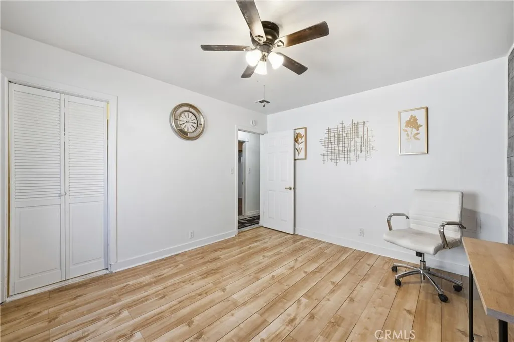 550 Fermoore, San Fernando, California 91340 home-pic-27