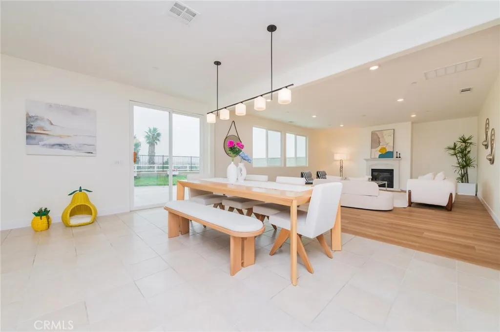 11594 Weir Way, Jurupa Valley, California 91752 home-pic-6