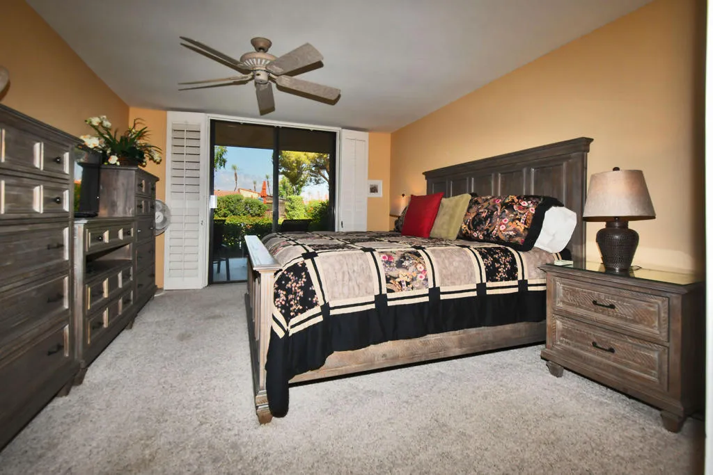 2 Granada Drive, Rancho Mirage, California 92270 home-pic-15