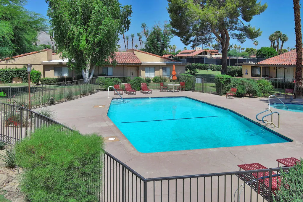 2 Granada Drive, Rancho Mirage, California 92270 home-pic-25