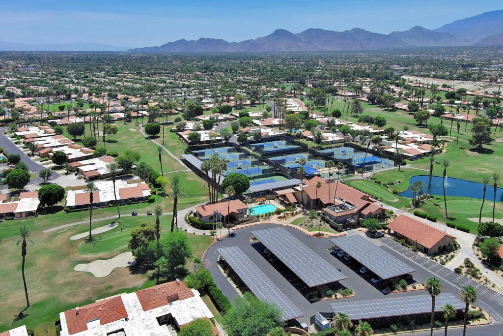 2 Granada Drive, Rancho Mirage, California 92270 home-pic-31