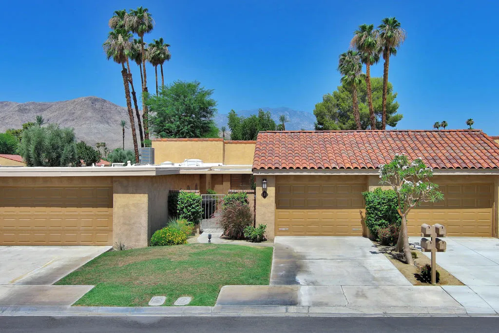 2 Granada Drive, Rancho Mirage, California 92270 home-pic-1