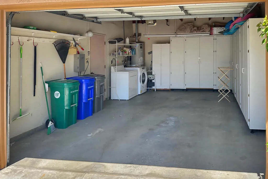 2 Granada Drive, Rancho Mirage, California 92270 home-pic-35