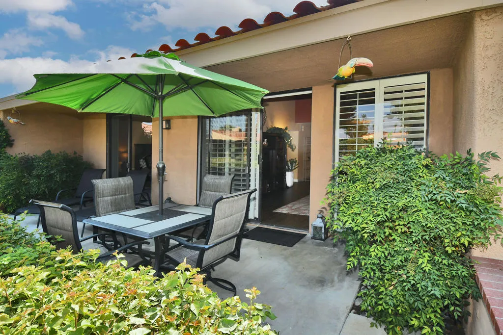 2 Granada Drive, Rancho Mirage, California 92270 home-pic-33