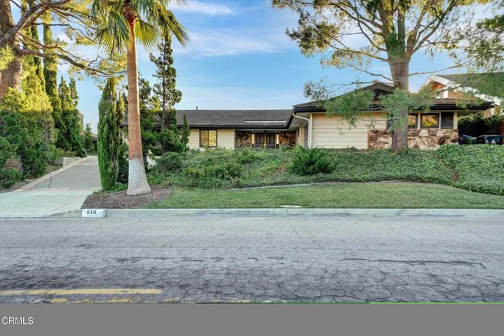 01-614 Starlight Crest Drive-1