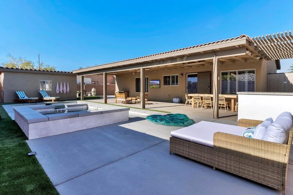 83347 Mango Walk, Indio, California 92201 home-pic-3