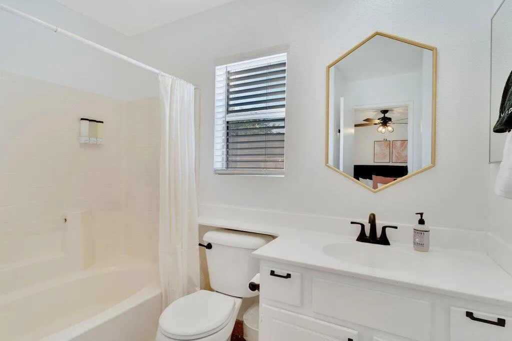 83347 Mango Walk, Indio, California 92201 home-pic-34