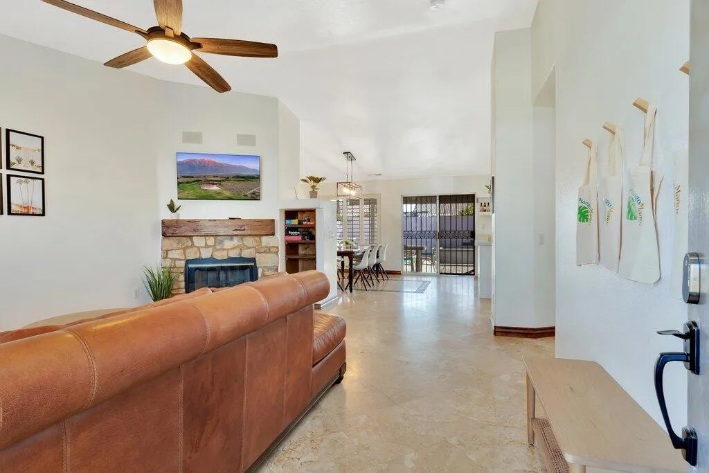 83347 Mango Walk, Indio, California 92201 home-pic-19