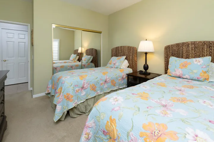 45729MeadowLakeDr_PRINT-32
