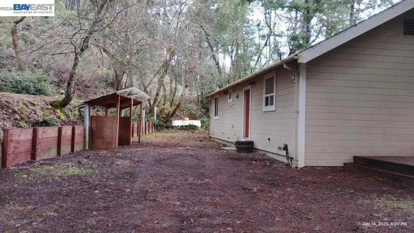 28440 Ryan Creek Road, Willits, California 95490
