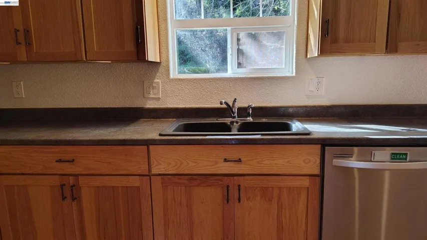 28440 Ryan Creek Road, Willits, California 95490