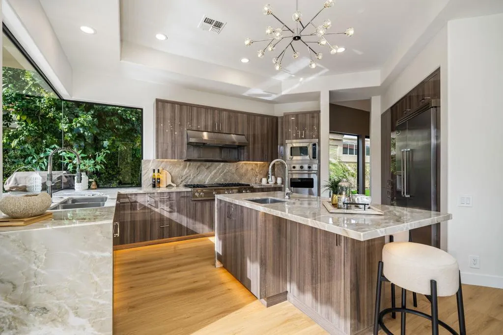 31-web-or-mls-MCSpyglass_OPMG_1225_031