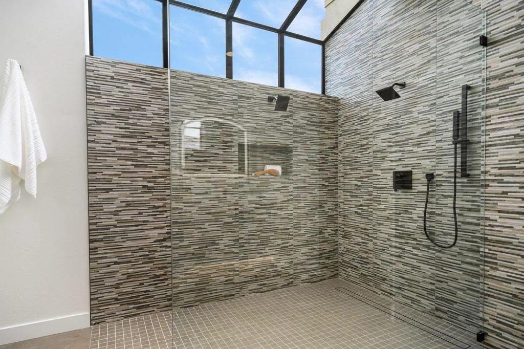 53-web-or-mls-MCSpyglass_OPMG_1225_053