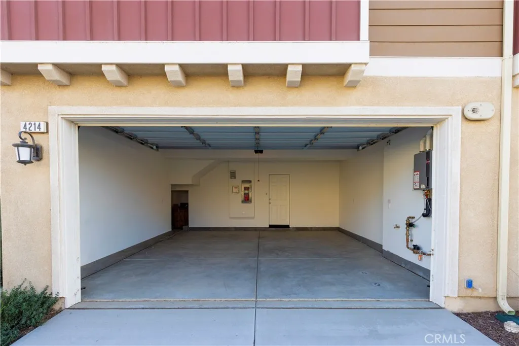 4214 S Laguna Avenue, Ontario, California 91761 home-pic-11
