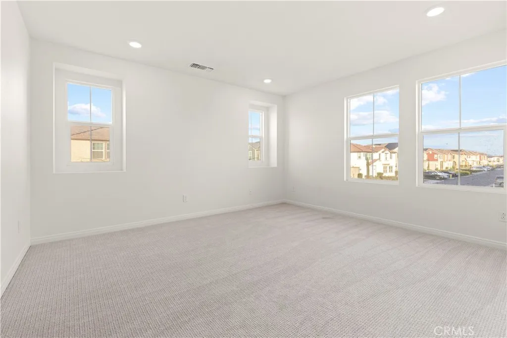 4214 S Laguna Avenue, Ontario, California 91761 home-pic-20