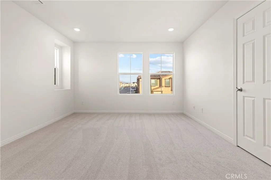 4214 S Laguna Avenue, Ontario, California 91761 home-pic-21